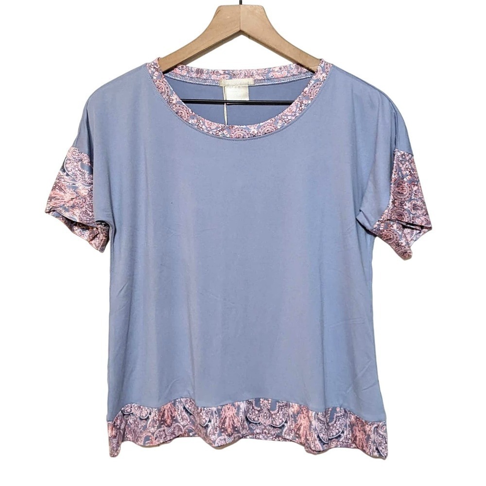 Ink + Ivy Womens Paisley Trim Short Sleeve Top Size S Blue Pink Round Neck NWT